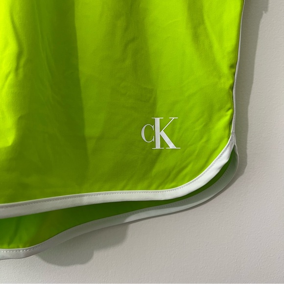 Calvin Klein Men’s Swimwear NWT Neon Green UPF 40 Lined Trunk Shorts - Picture 4 of 11